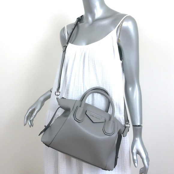 Givenchy Small Antigona Soft Bag Pearl Grey Leather Crossbody - Picture 1 of 12